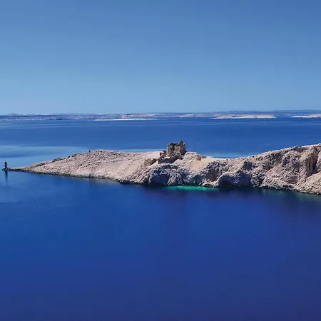 Awesome In Pag With House Sea View 아파트 *