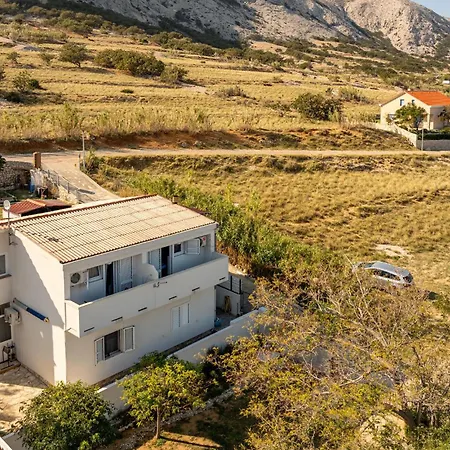 Apartmán 1 Bedroom Awesome In Pag