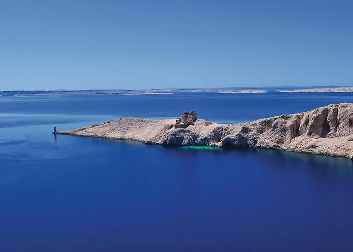 1 Bedroom Awesome In Pag شقة *