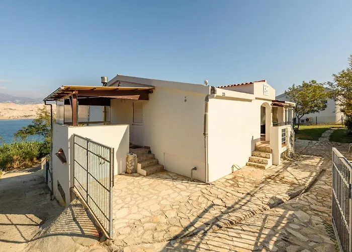 1 Bedroom Awesome In Pag شقة Bosana