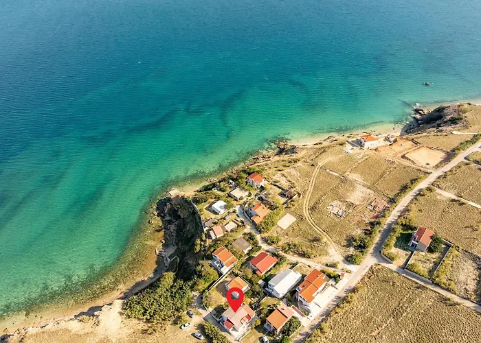 1 Bedroom Awesome In Pag *