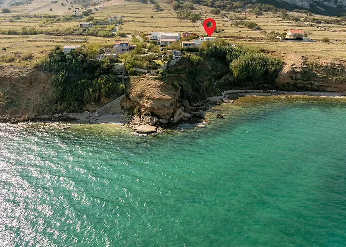 1 Bedroom Awesome In Pag